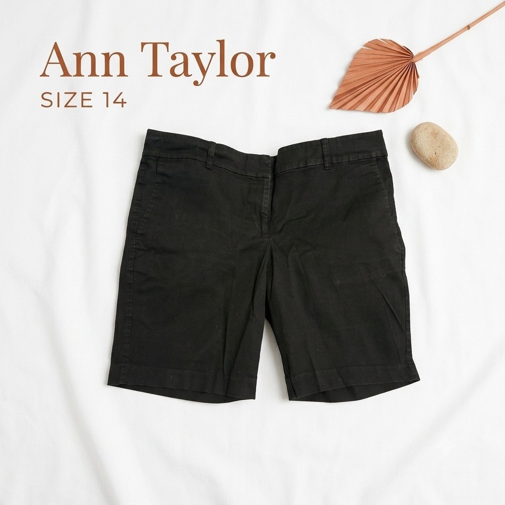 Ann Taylor Factory Signature Black Chino Shorts Womens Size 14